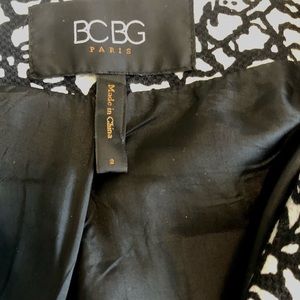 🐼 BCBG Paris Elegant Moto designer Jacket/ Blazer in Black & White 🐼